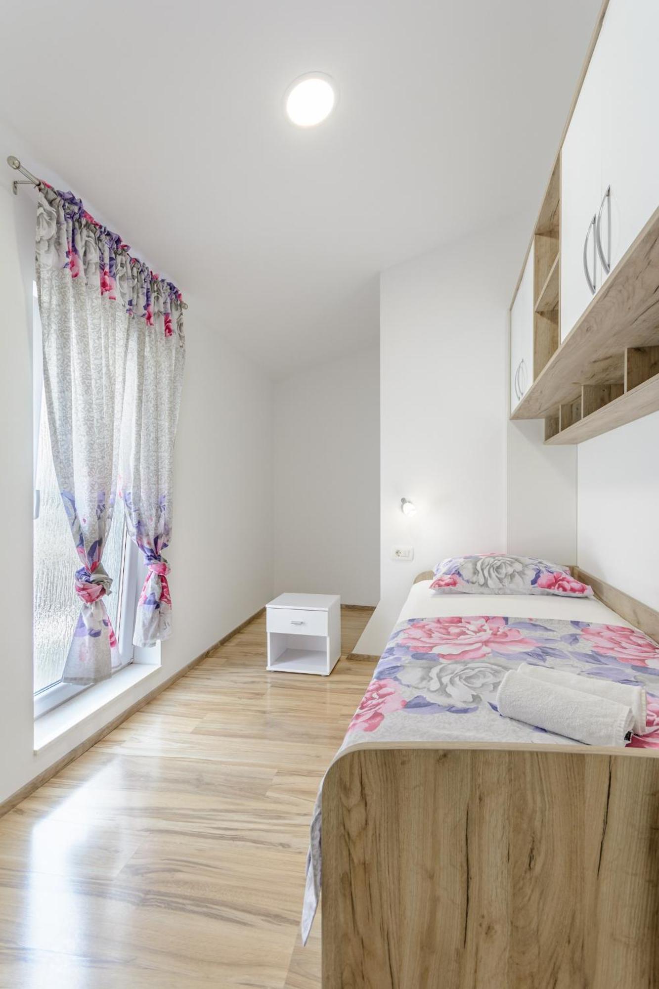 Apartments Hope Dugi Rat Room photo
